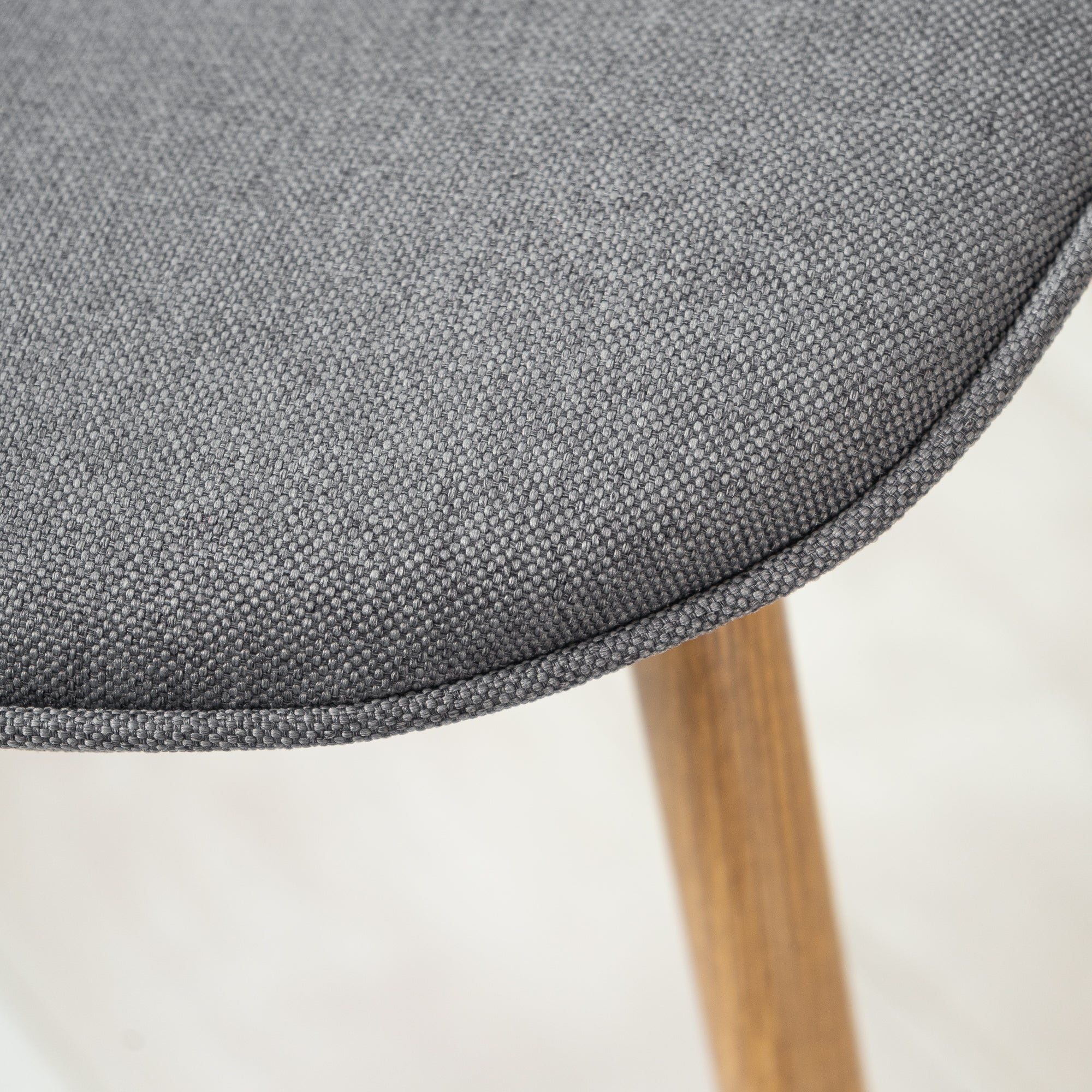 Lot de 4 chaises en tissu design pour salle à manger - CHARLTON – furnish1